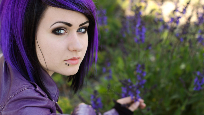 Preview Portrait — Mrs.Thea